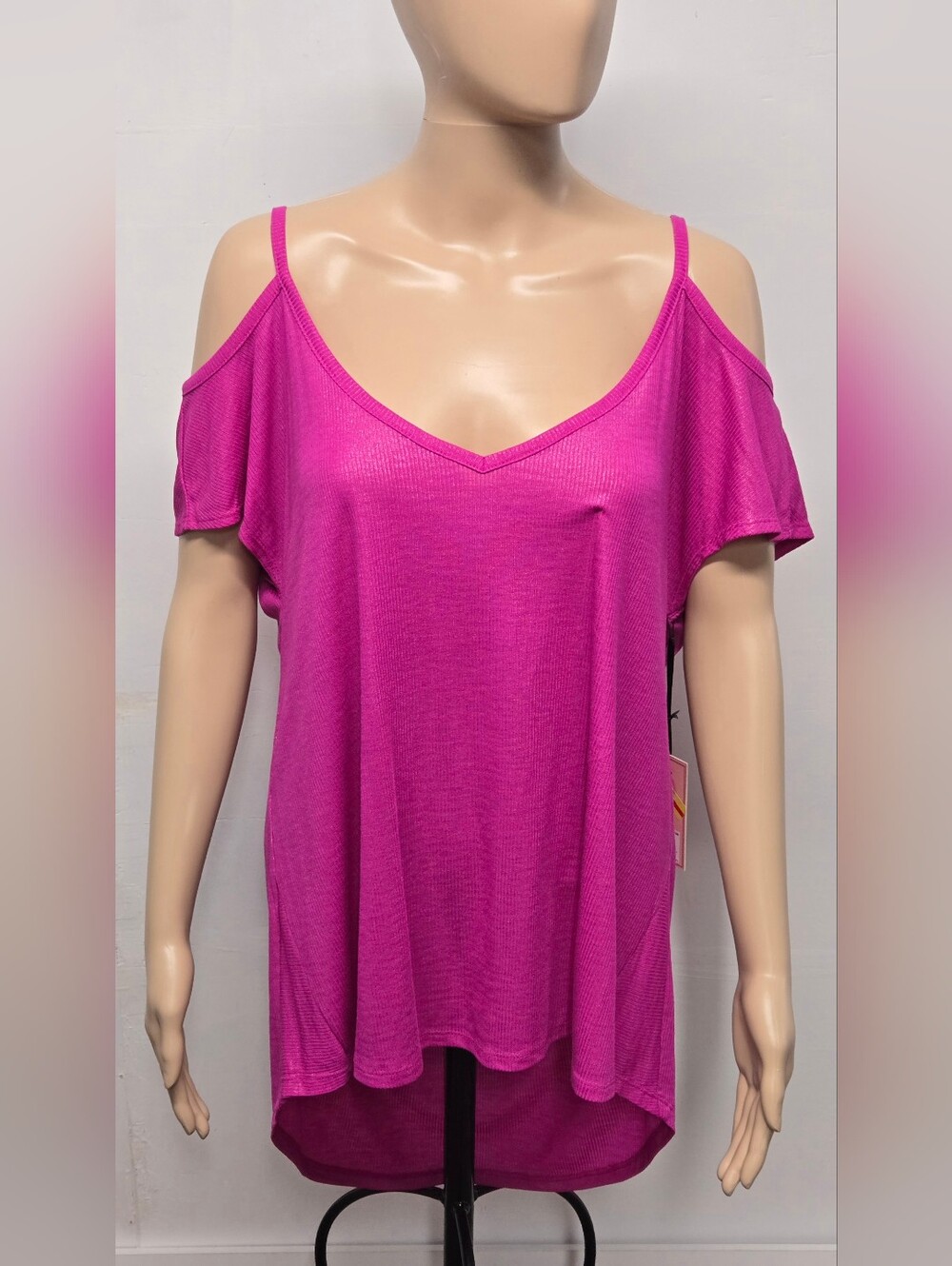 Juicy Couture L Cold Shoulder Ribbed Stretch Pink Metallic Sheen